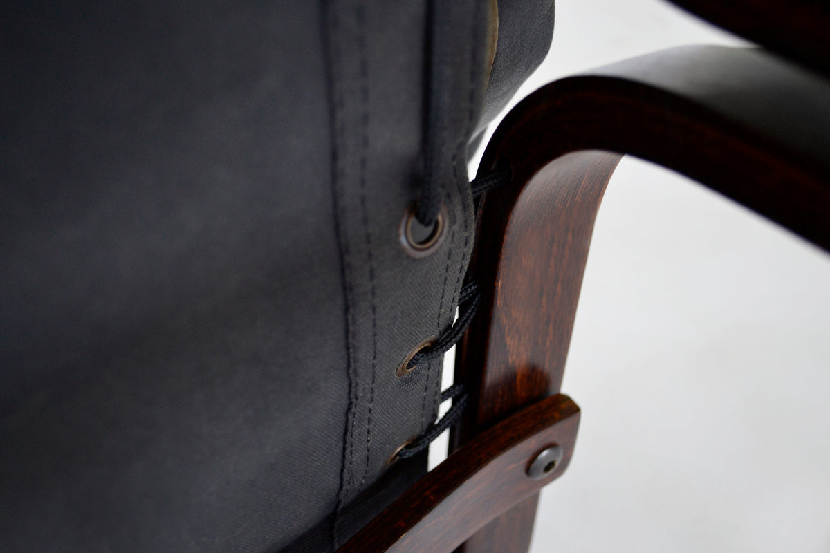 High-Back Siesta Lounge Chair & Ottoman Black Leather & Plywood by Ingmar Relling for Westnofa, 1970s