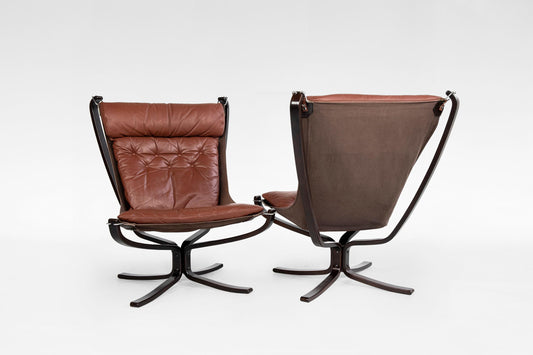 High-Back Falcon Lounge Chairs in Cognac Leather & Plywood by Sigurd Ressell for Vatne Møbler, 1970s, Set of 2