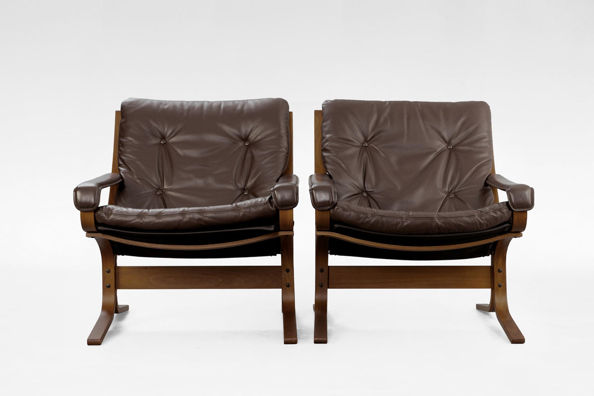 Siesta Lounge Chairs & Ottoman in Brown Leather & Plywood by Ingmar Relling for Westnofa, 1970s, Set of 3