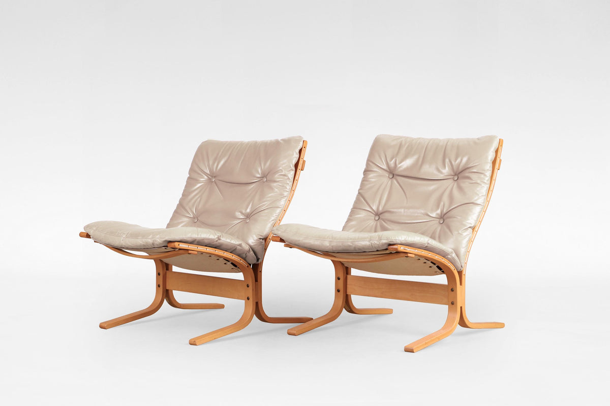 Siesta Lounge Chair & Ottoman in Beige Leather by Ingmar Relling for Westnofa, 1970s, Set of 2