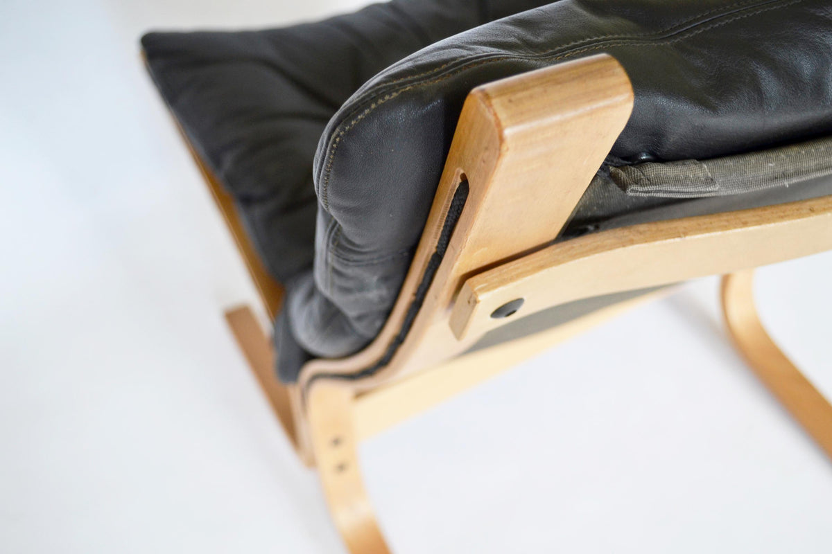 Siesta Lounge Chairs in Black Leather & Bent Plywood by Ingmar Relling for Westnofa 1970s, Set of 2