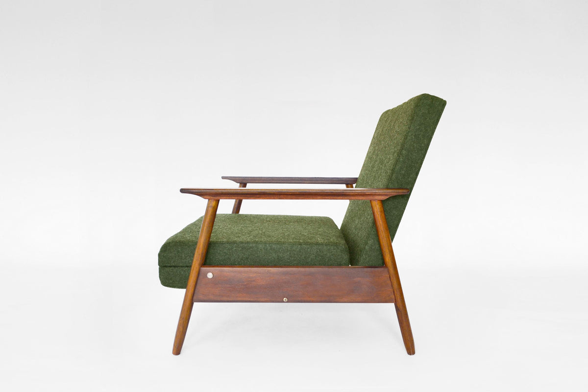 Azuolas Convertible Sleeping Armchair In Moss Green Felt & Oak by V.E. Cukermaniene for VBK, 1970s