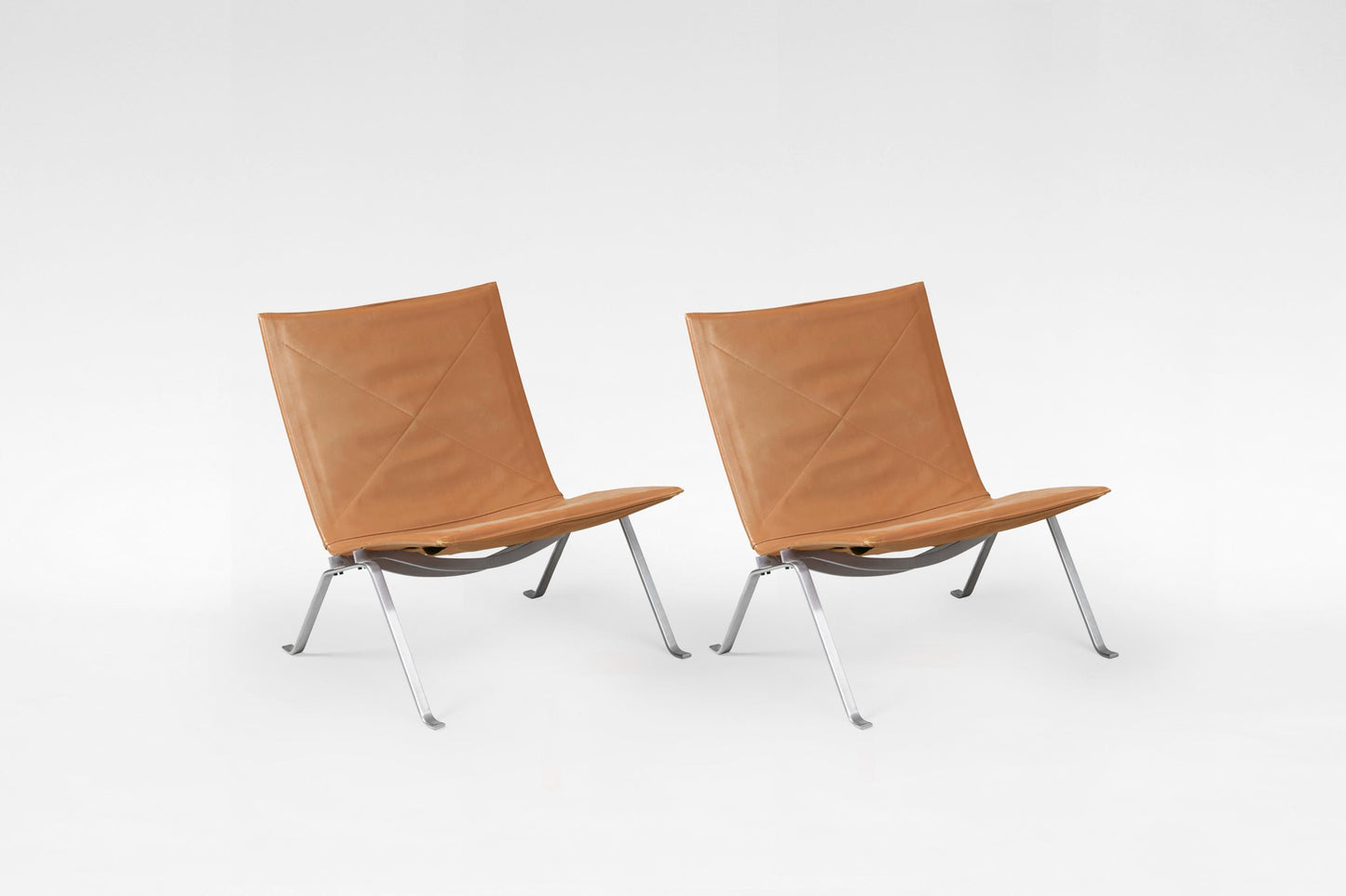Poul Kjærholm PK22 Lounge Chair Fritz Hansen Denmark 1950s Set of 2: Cognac Leather, Steel Frame, Scandinavian Modern