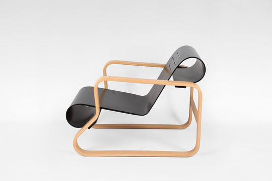Vintage Plywood Model 41 Paimio Lounge Chair Alvar Aalto Artek 1930s Scandinavian Mid Century Modern Minimalist Furniture Design Icon
