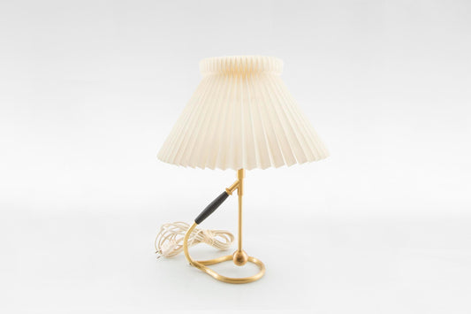 Le Klint 306 Table Lamp in Hand-Folded Paper & Solid Brass by Kaare Klint for Le Klint, 1950s