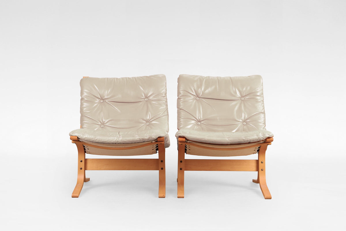 Siesta Lounge Chair & Ottoman in Beige Leather by Ingmar Relling for Westnofa, 1970s, Set of 2