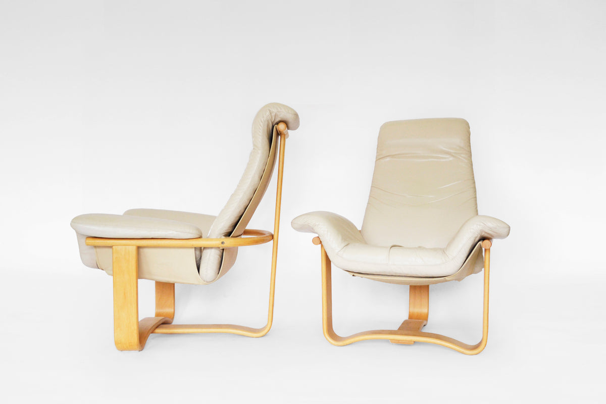 Manta Lounge Chairs in Beige Leather & Bent Plywood by Ingmar Relling for Westnofa, 1970s, Set of 2