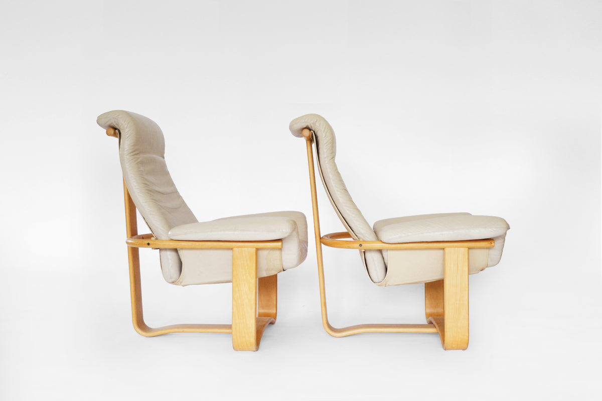 Manta Lounge Chairs in Beige Leather & Bent Plywood by Ingmar Relling for Westnofa, 1970s, Set of 2