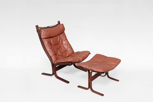 Siesta Lounge Chair & Ottoman in Cognac Leather & Plywood by Ingmar Relling for Westnofa, 1970s