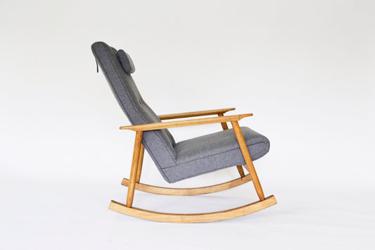Azuolas Rocking Chair in Grey Fabric & Solid Natural Oak by V.E. Cukermaniene for VBK, 1970s