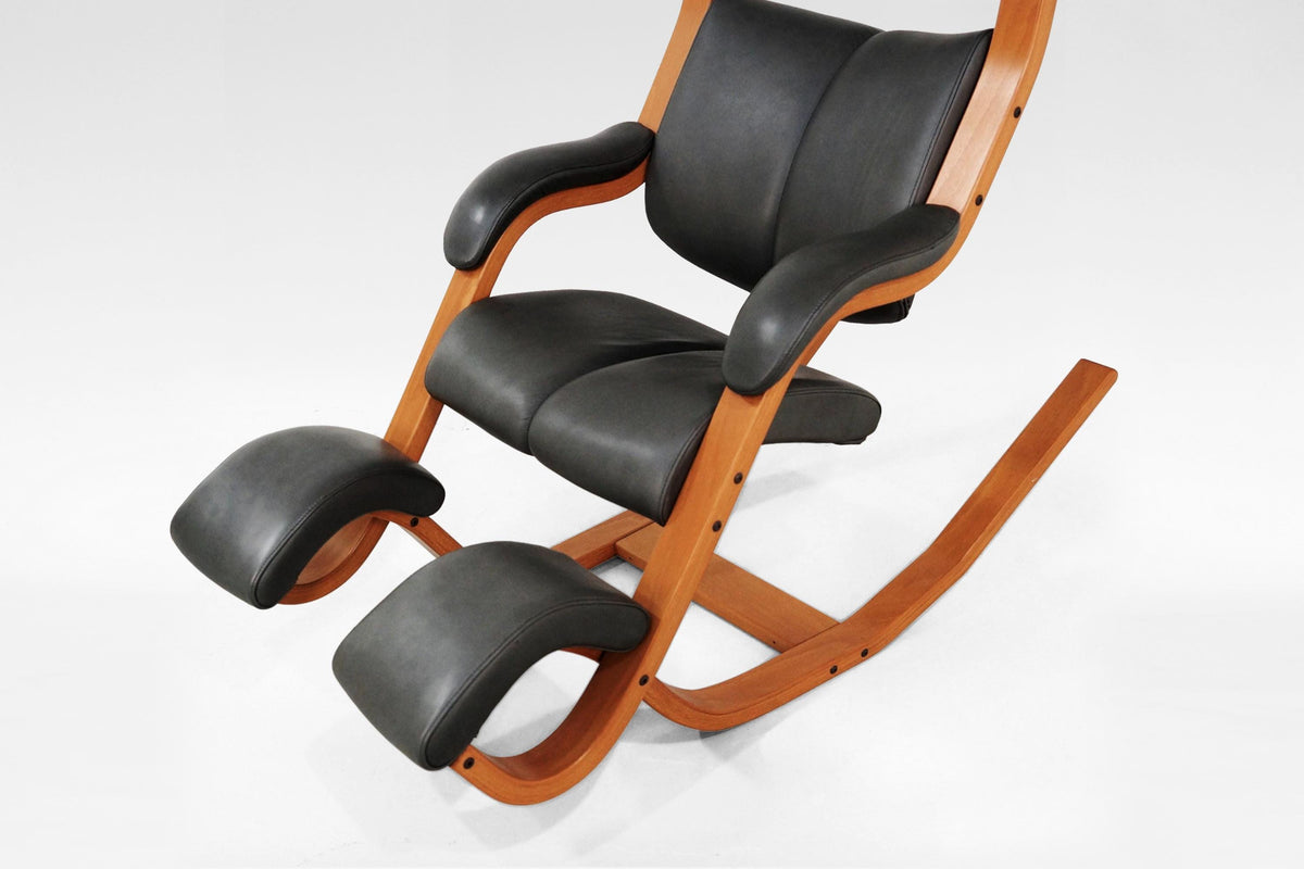 Gravity Balans Lounge Chair in Black Leather & Honey Plywood by Peter Opsvik for Varier, 1990s