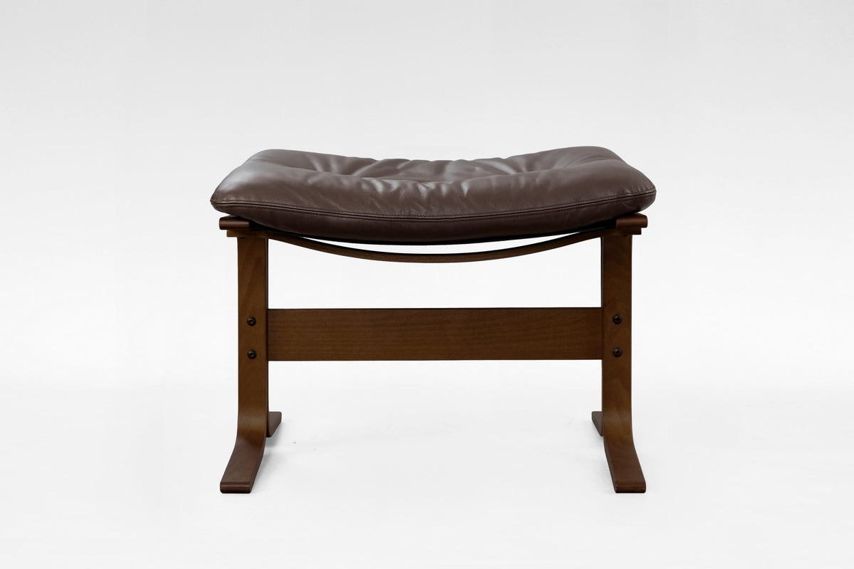 Siesta Lounge Chairs & Ottoman in Brown Leather & Plywood by Ingmar Relling for Westnofa, 1970s, Set of 3