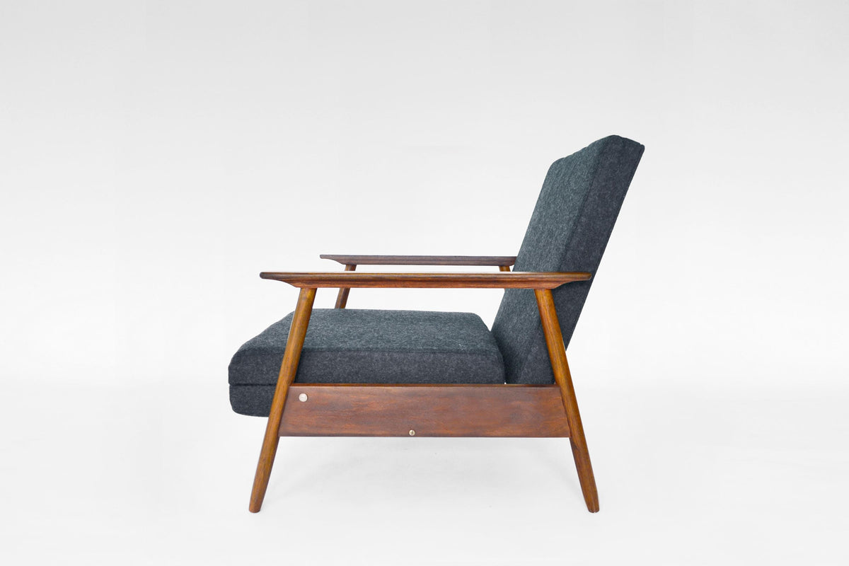 Azuolas Convertible Sleeping Armchair In Ocean Blue Felt & Oak by V.E. Cukermaniene for VBK, 1970s