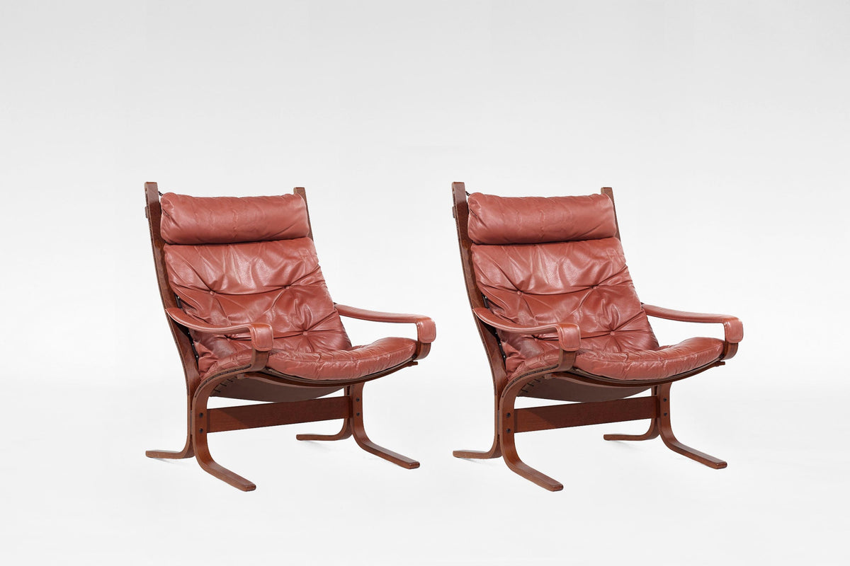 High-Back Siesta Lounge Chairs in Cognac Leather & Plywood by Ingmar Relling for Westnofa, 1960s, Set of 2